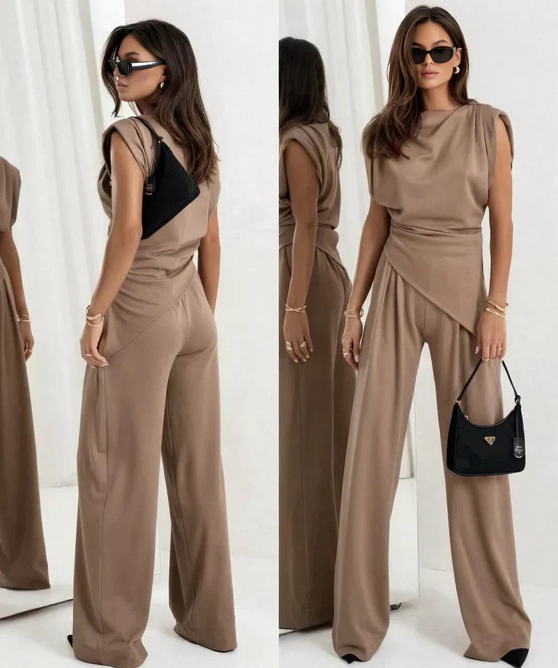 Women solid-colored two-piece set