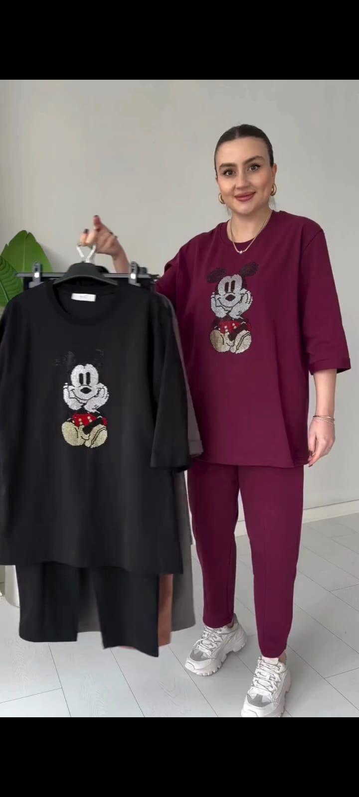 2025 New Design👗✨2-Piece Lounge Set Stone Mickey Suit
